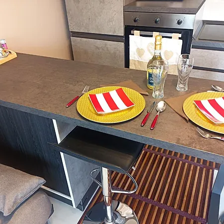 House Benedetta & Gloria On The Апартаменты Кастеллетто-сопра-Тичино