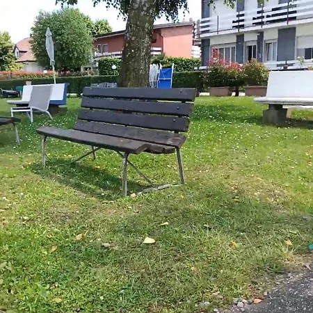 House Benedetta & Gloria On The Апартаменты Кастеллетто-сопра-Тичино