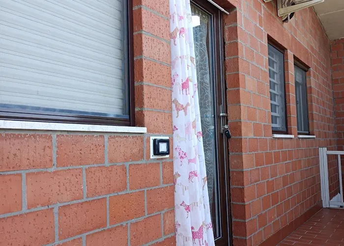 House Benedetta & Gloria On The * Castelletto sopra Ticino